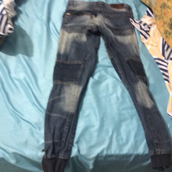 Jeans - Picture 2 of 2